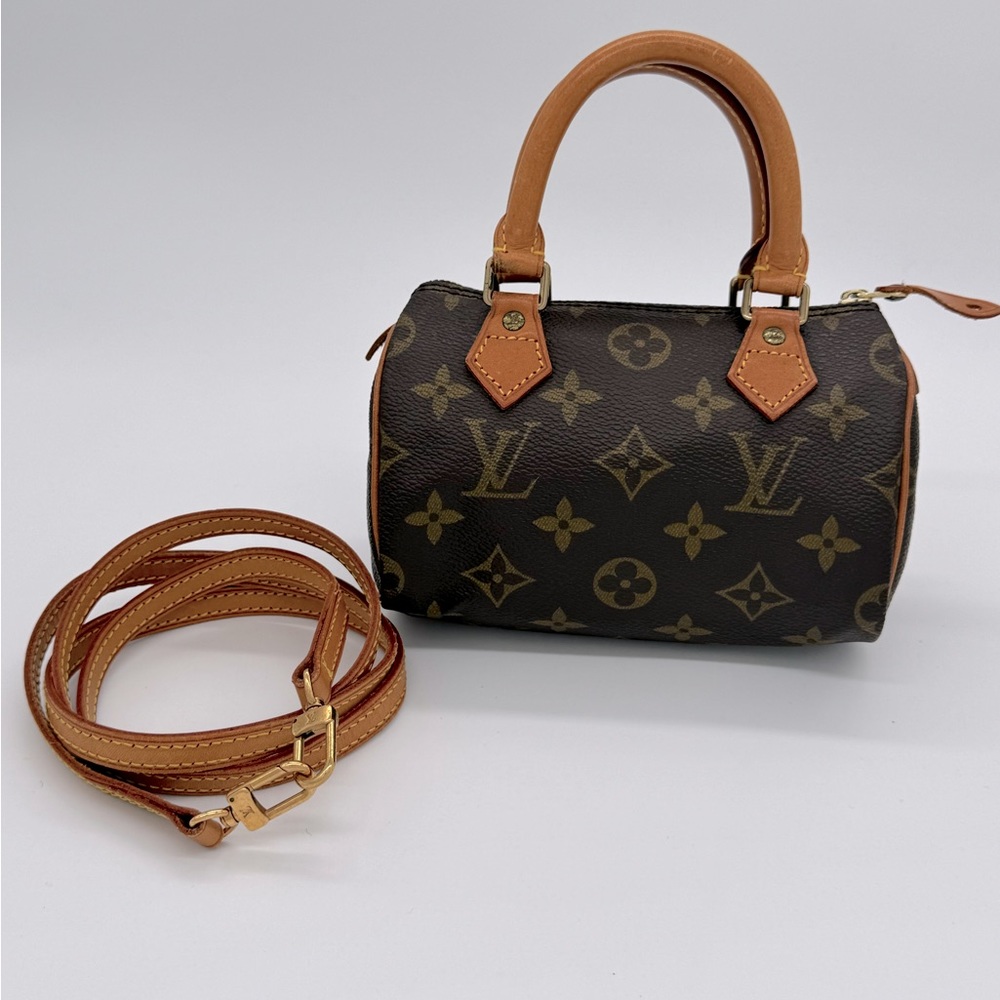 Louis Vuitton Mini Speedy with Strap